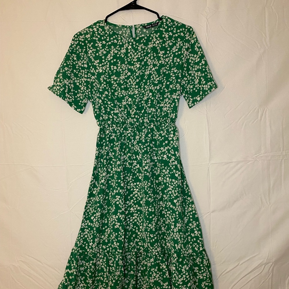 Shein Floral dress. Light fabric